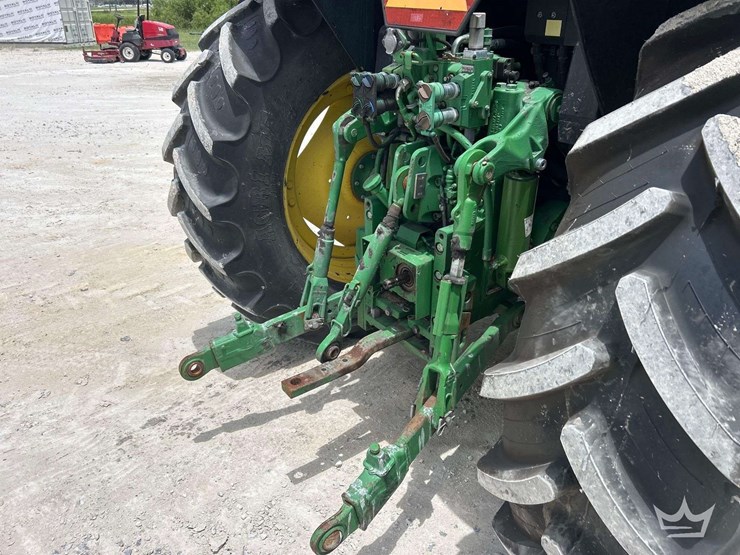 2014-john-deere-6125m-image-14