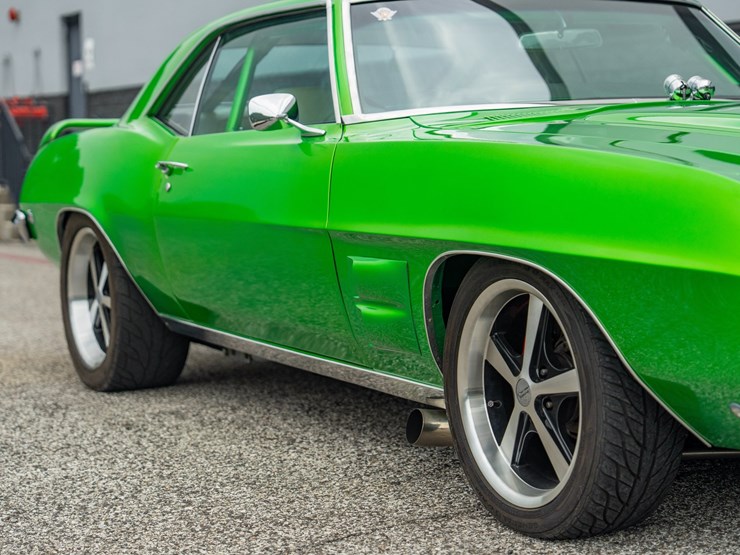 #109-•-1969-pontiac-fire-bird-coupe-image-15