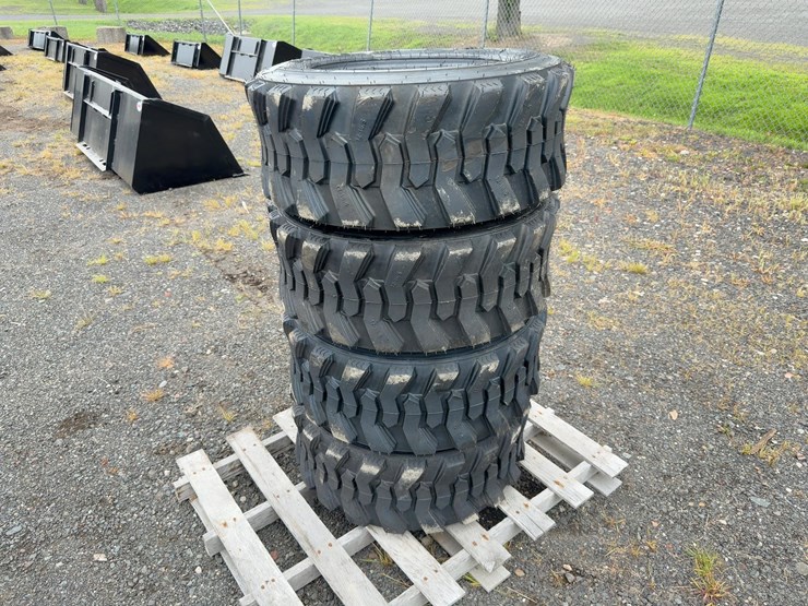 (4)-12-16.5-skid-steer-tires-image-2