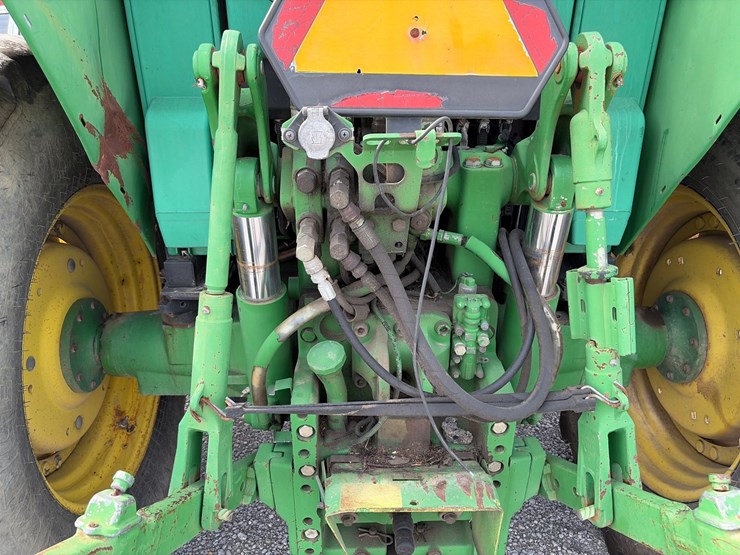 john-deere-6420-image-7
