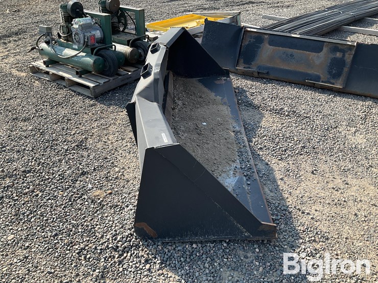 skid-steer-bucket-image-4