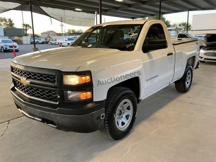 2015-chevrolet-silverado-1500-image-4