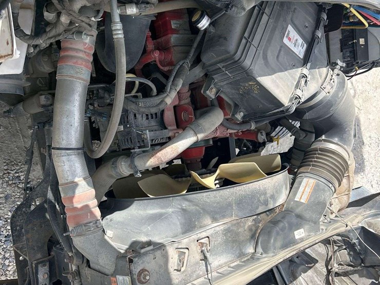 2010-ford-f750-image-8