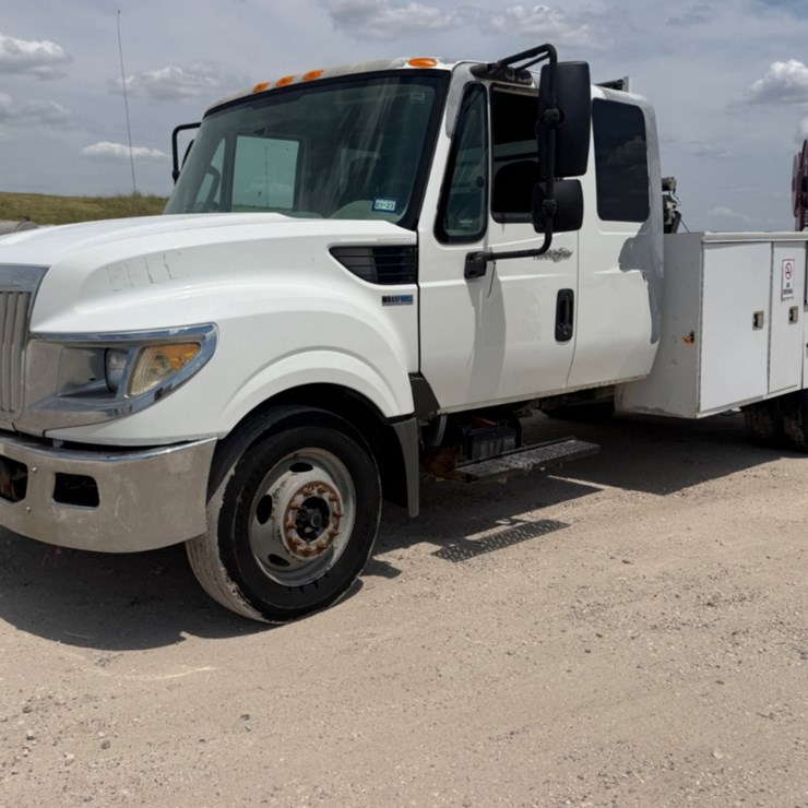2016 INTERNATIONAL DURASTAR 4300