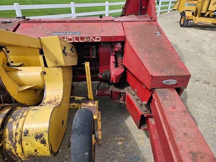 new-holland-900-image-17