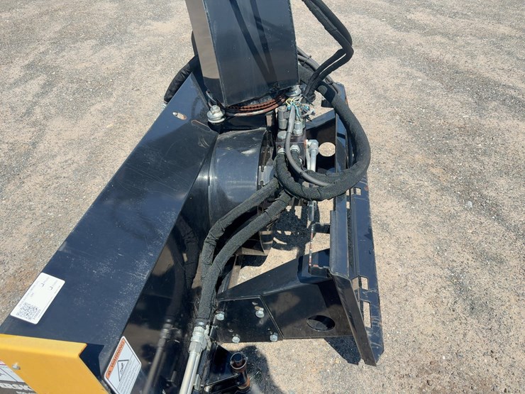 erskine-72"-snow-blower-image-9