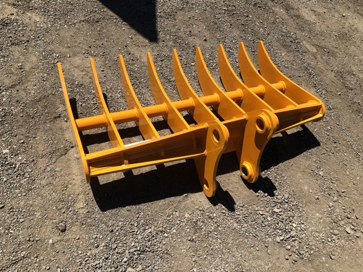 caterpillar-305-image-2