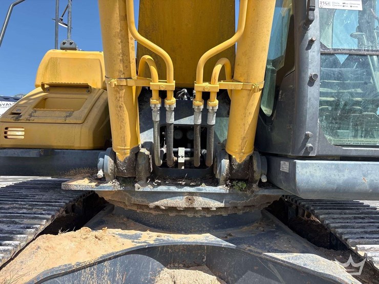 2014-kobelco-sk350-lc-9-image-15