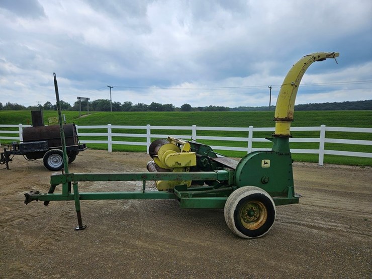 john-deere-3800-image-2
