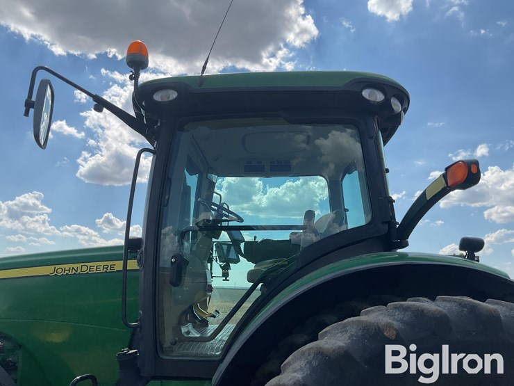 2010-john-deere-8245r-image-16