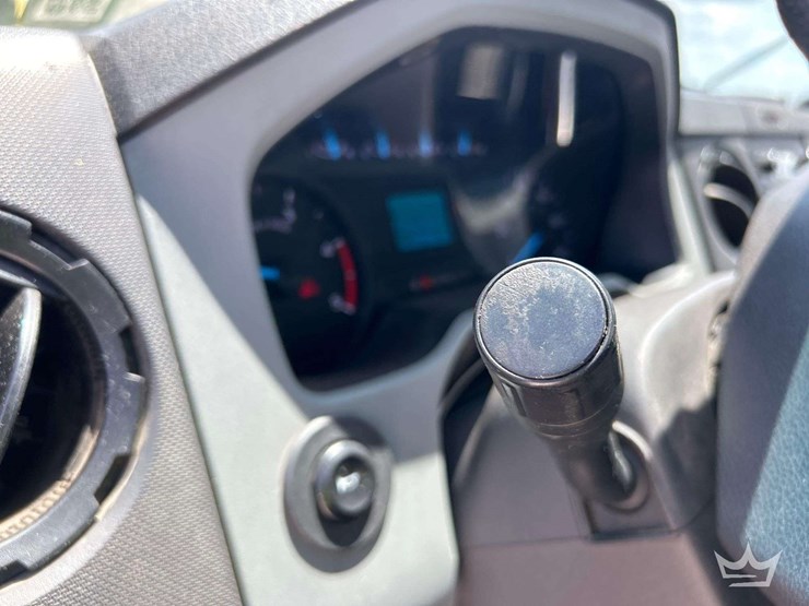 2022-ford-f750-image-13