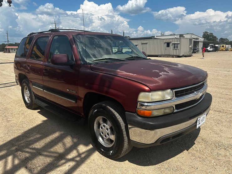 2006-chevrolet-tahoe-image-4
