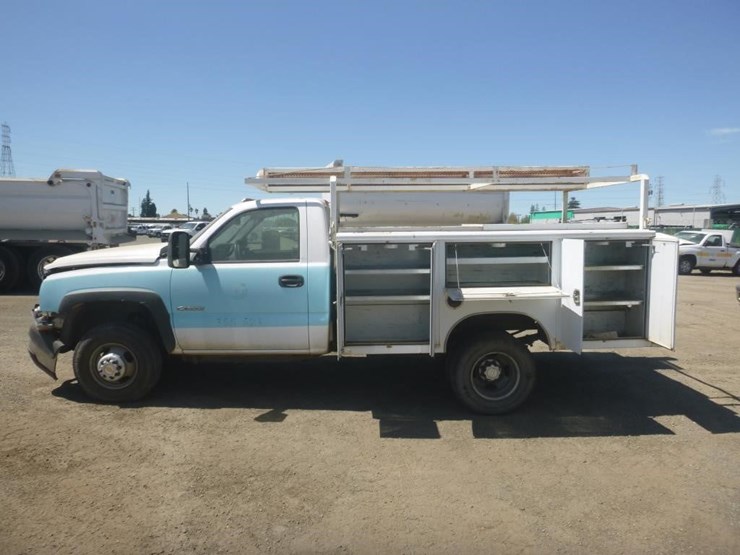 2006-chevrolet-3500-image-5
