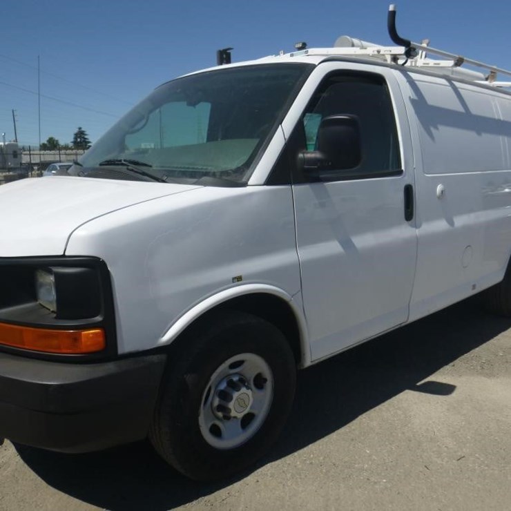 2012 CARGO EXPRESS