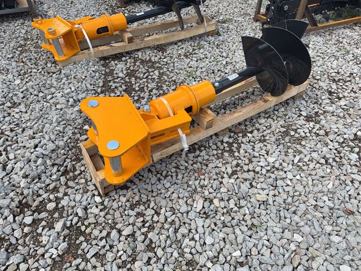 caterpillar-305-image-4