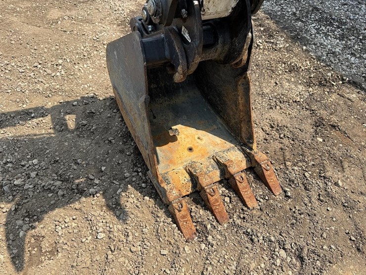 2023-bobcat-e35i-image-8