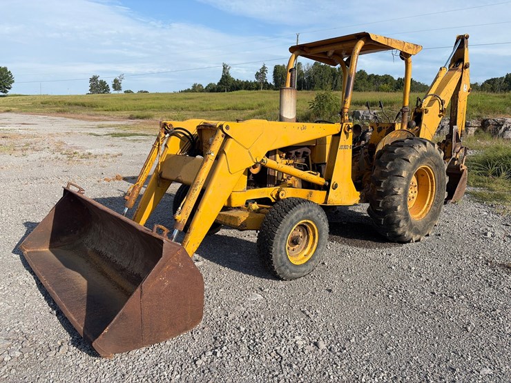 john-deere-302-image-1