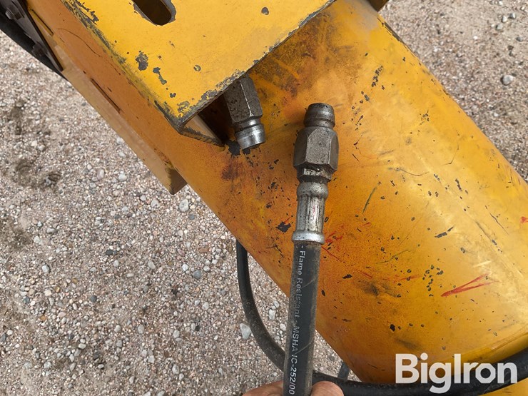 10”-hydraulic-swing-away-auger-image-12