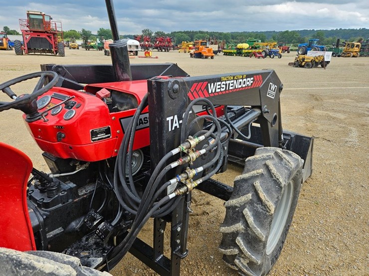 massey-ferguson-263-image-23
