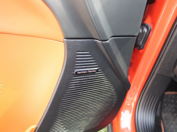 #104-•-offered-at-no-reserve-|-2020-dodge-challenger-srt-hellcat-convertible-image-28