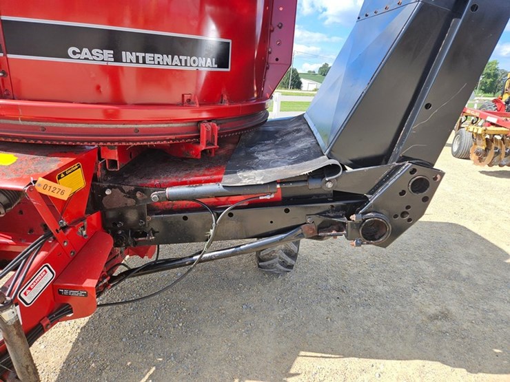 case-ih-8610-image-11