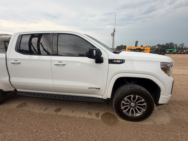 2021-gmc-sierra-1500-image-23