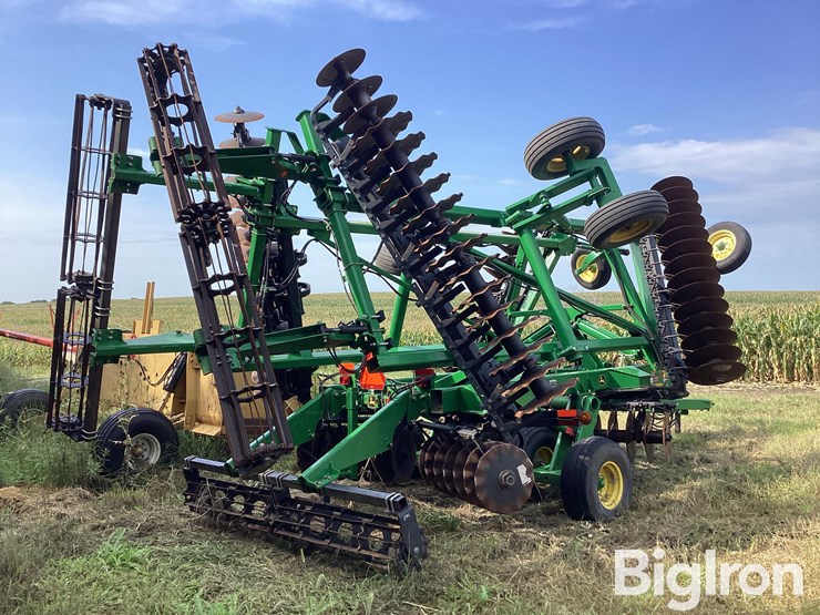 2012-john-deere-2623-image-7