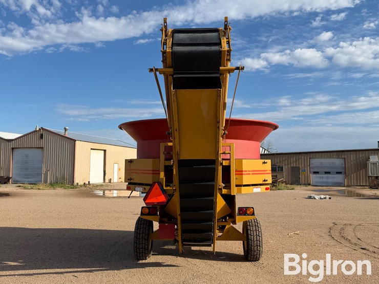 2014-haybuster-h1000-image-6
