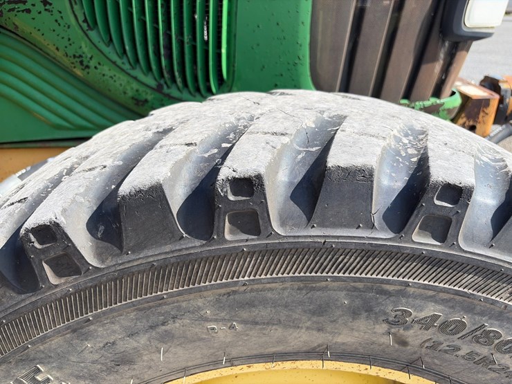john-deere-6420-image-12