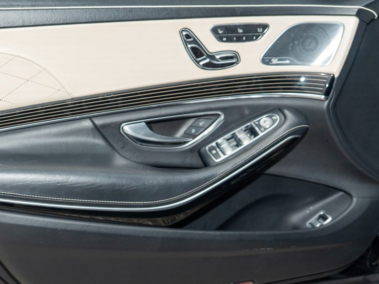 #103-•-2020-mercedes-benz-s560-sedan-image-92