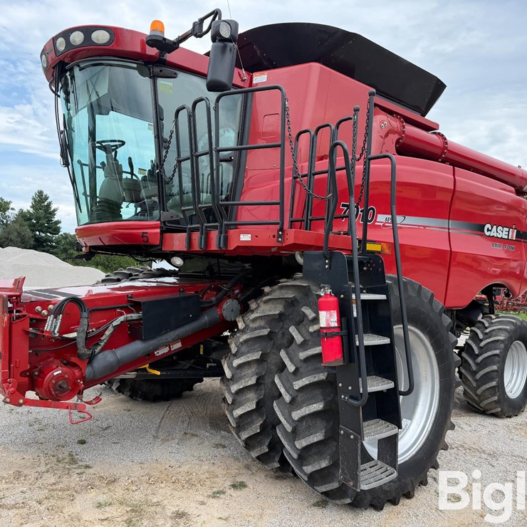 2008 CASE IH 7010