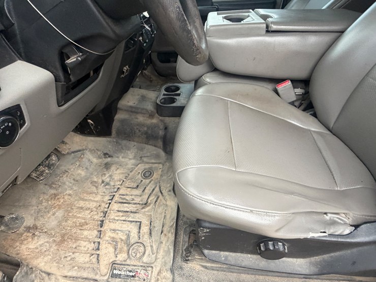 2017-ford-f250-image-32