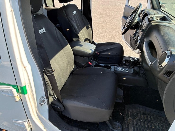 2018-jeep-wrangler-image-39