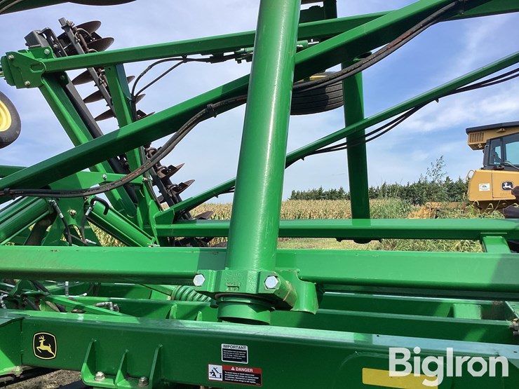 2012-john-deere-2623-image-19