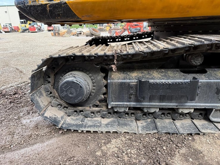 2021-jcb-js160n-lc-image-10