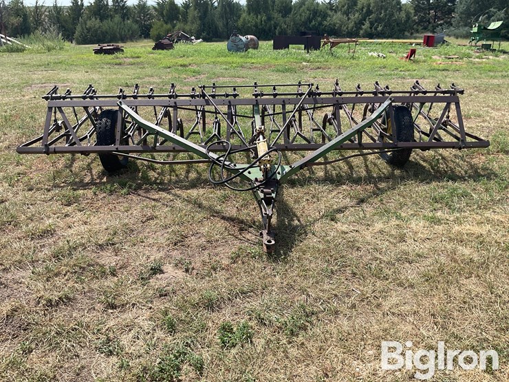 john-deere-field-cultivator-image-2