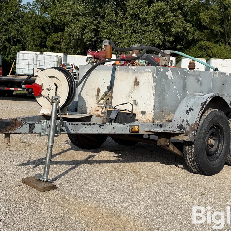 T/A Bumper Pull Fuel Trailer