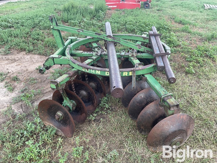 john-deere-tandem-disk-image-8