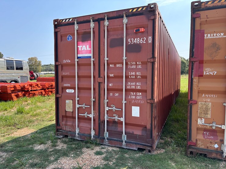 #1246-•-40ft-container-image-2