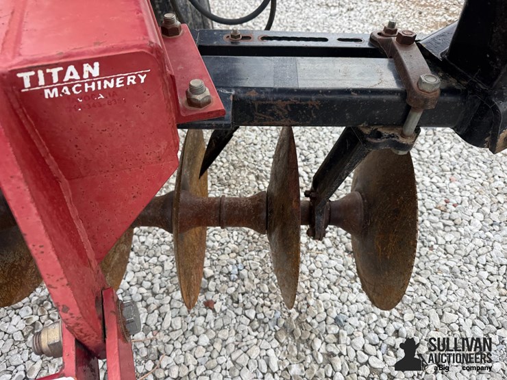 2010-case-ih-340-image-20