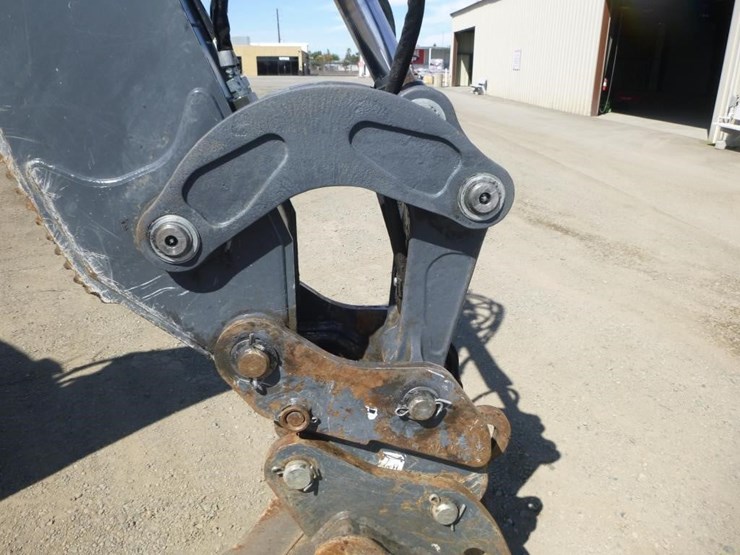 2020-deere-410sg-image-24