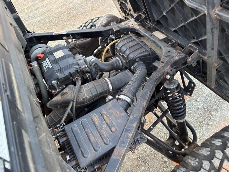2015-polaris-ranger-crew-image-22