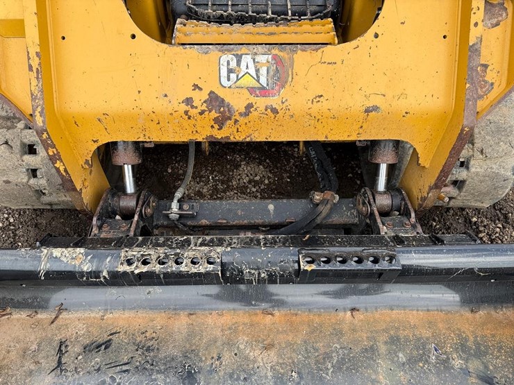2020-caterpillar-289d3-image-10