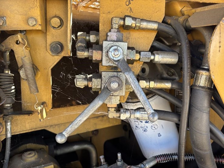 caterpillar-313b-image-43