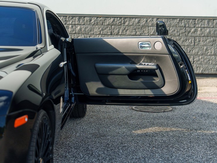 #120-•-offered-at-no-reserve-|-2015-rolls-royce-wraith-coupe-image-42