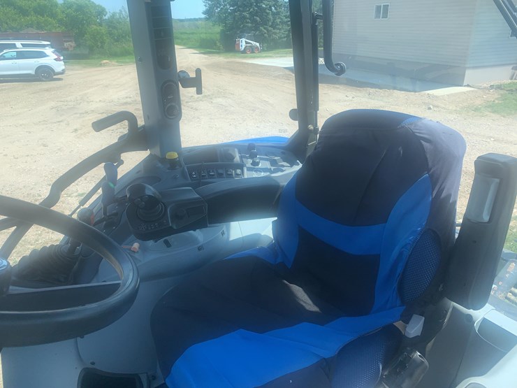 2017-new-holland-t5.120-image-18