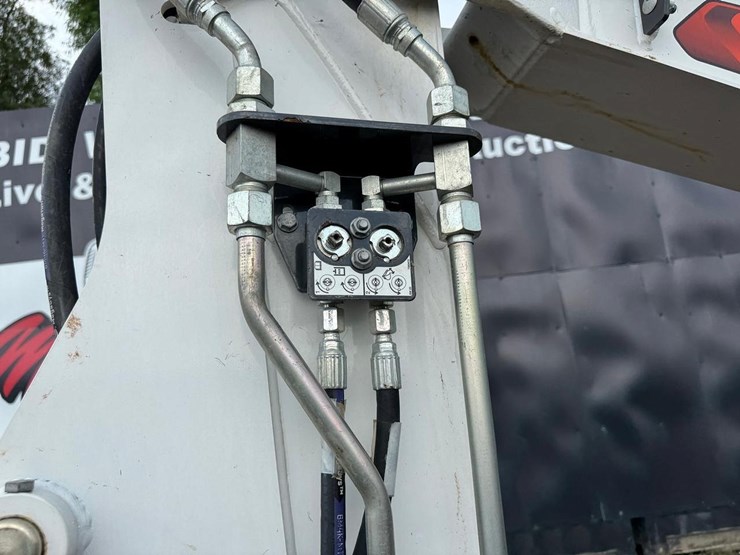 2023-bobcat-e35i-image-12
