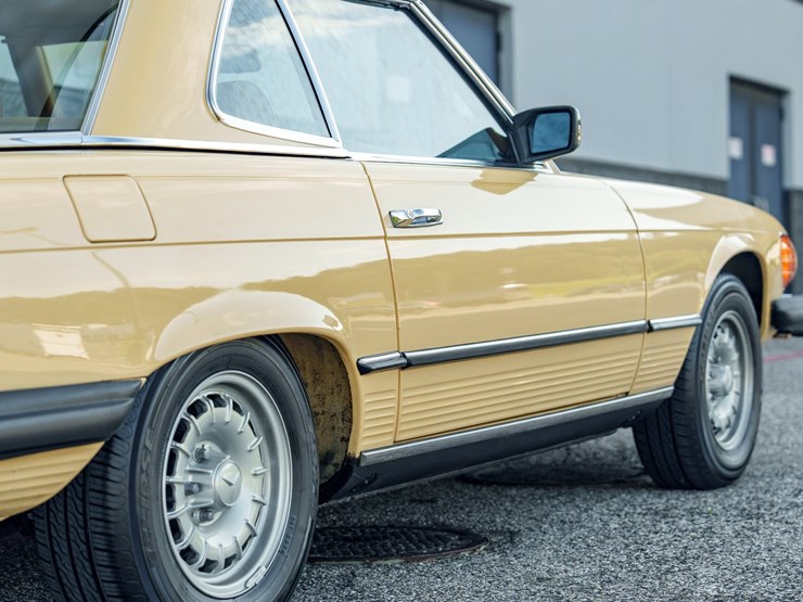 #122-•-offered-at-no-reserve-|-1980-mercedes-benz-450sl-convertible-image-45
