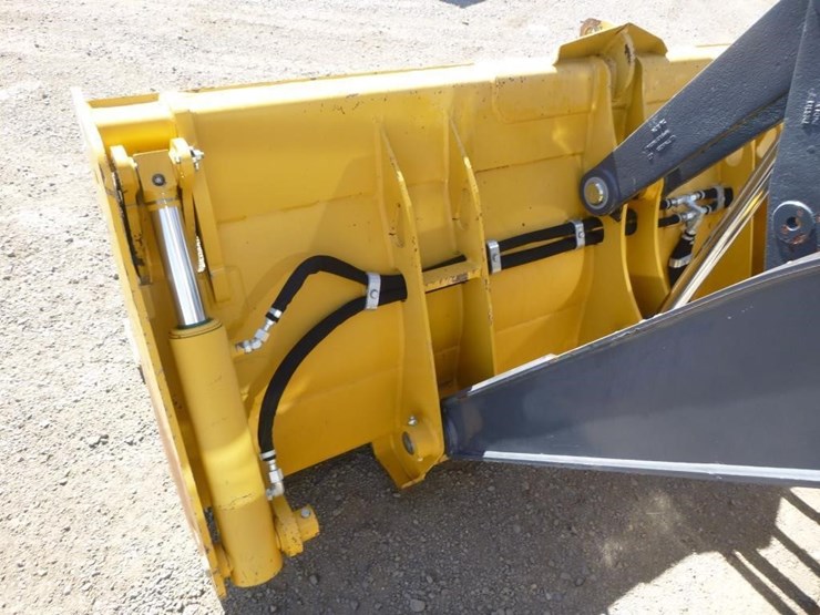 2020-deere-410sg-image-12