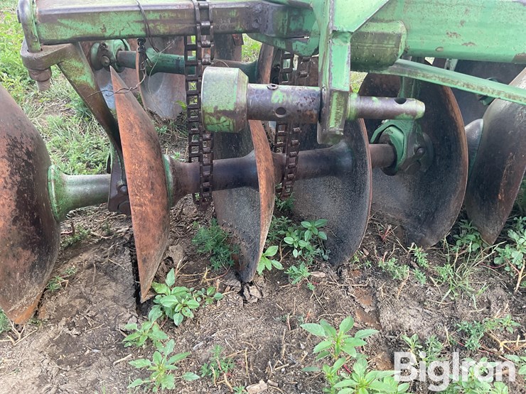 john-deere-tandem-disk-image-11